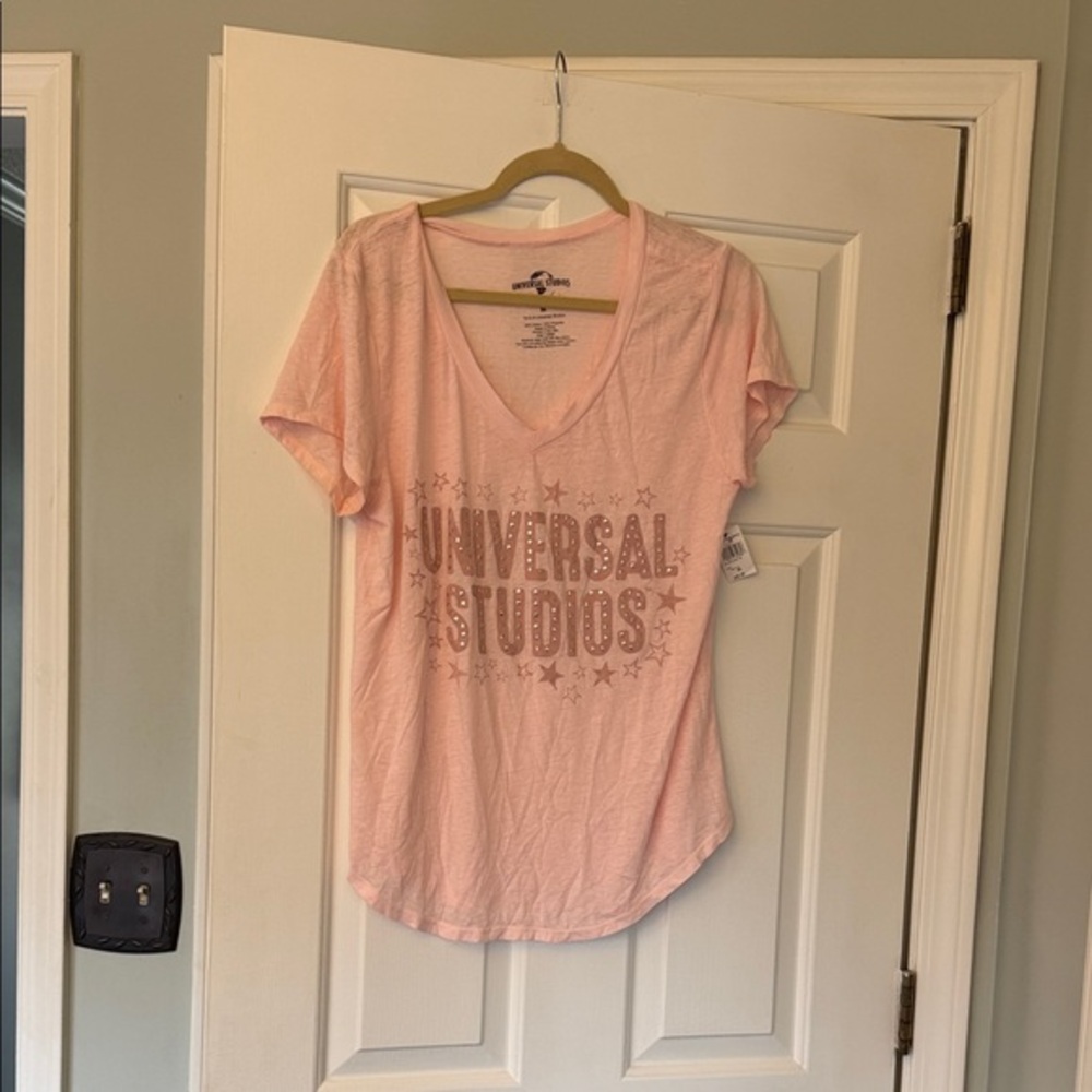 Universal Light Pink Star Tee